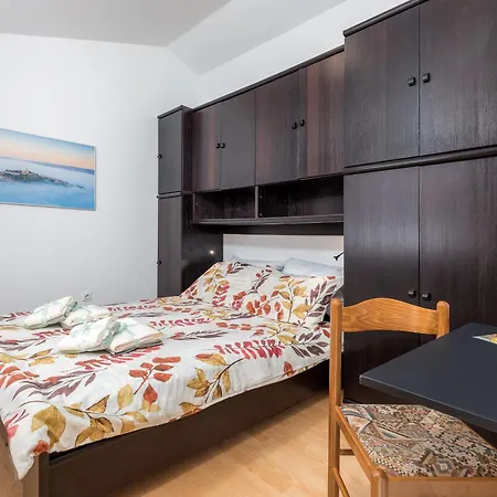 Nika Apartman